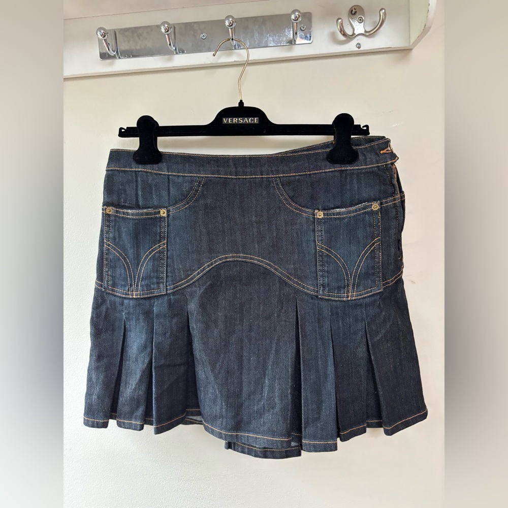 D&G pleated denim Mini Skirt- 44. Never worn.